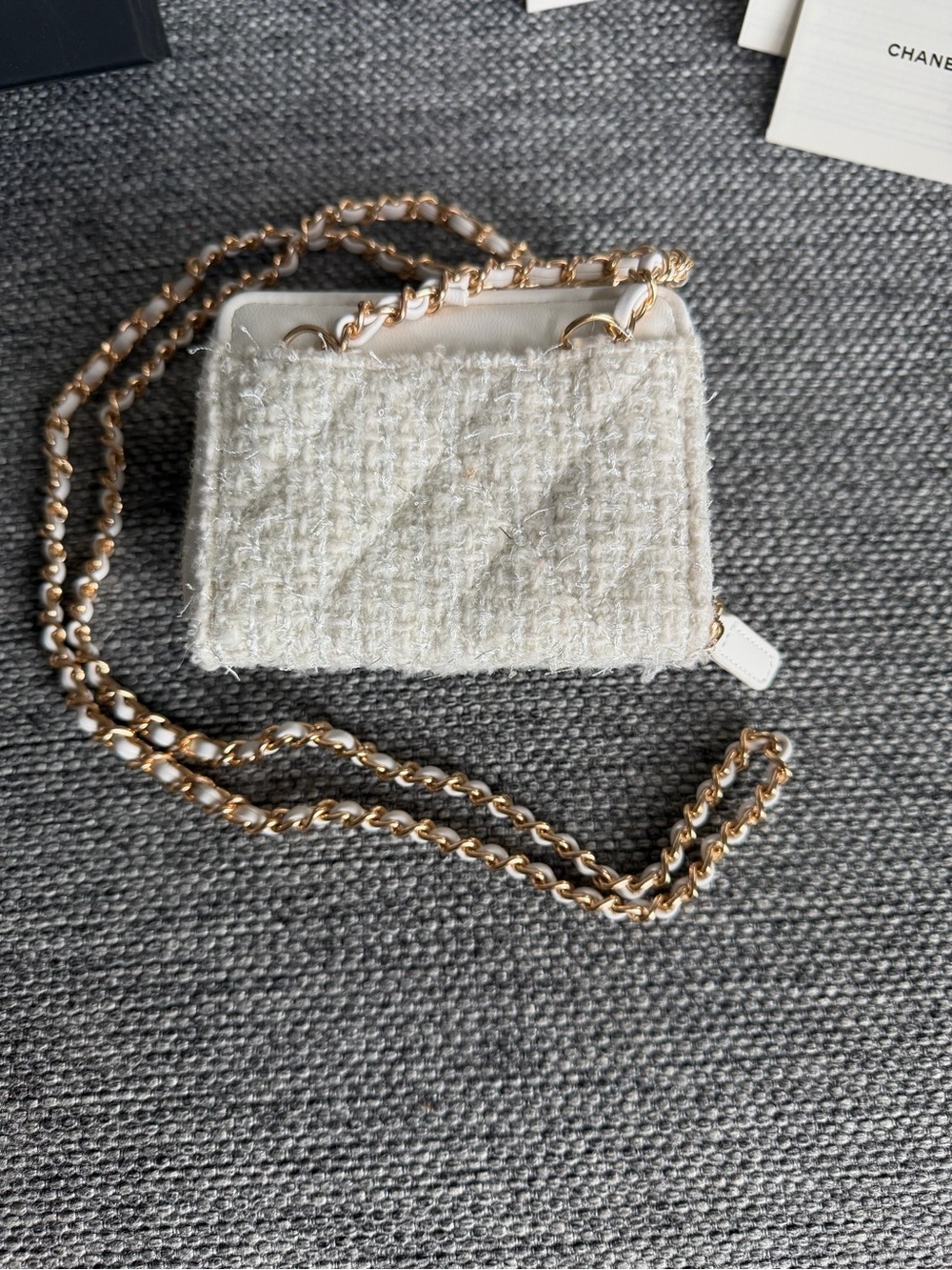 Chanel MAKEUP Cream Tweed Mini Chain Crossbody Bag - Picture 3 of 6